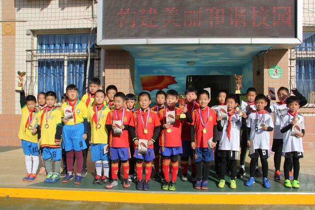 官宣：爵士正式签下米尔斯 合同为1年330万